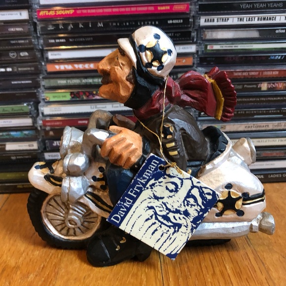 David Frykman ‘The Patrolman’ Wood Carving - Picture 2 of 12